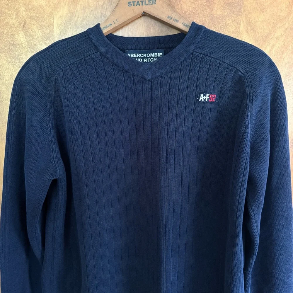 VINTAGE Men's Abercrombie & Fitch Navy Blue Cable Knit Sweater Y2K Preppy Logo